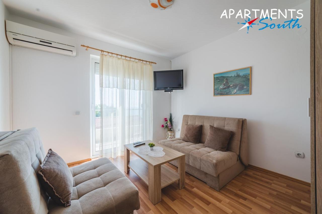 Apartments South Улцинь Екстер'єр фото